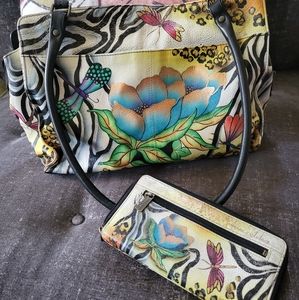 Anushka handbag and wallet